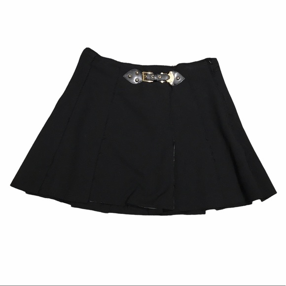 Zara Woman Black Pleated Academia School Girl Gold Buckle Mini Skirt Small - Picture 1 of 8